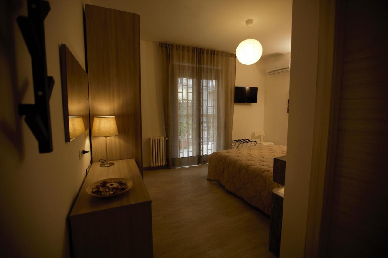 Bed and Breakfast Phalanthos Taranto Exterior foto